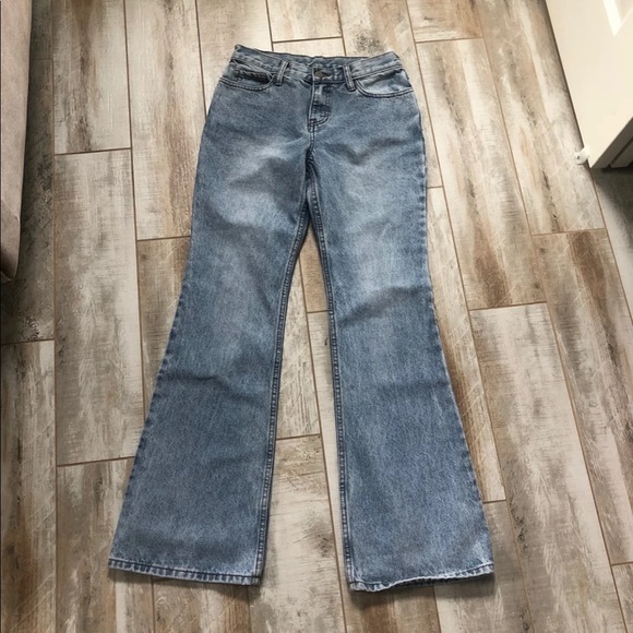 Brandy Melville Mom jeans - Picture 2 of 5